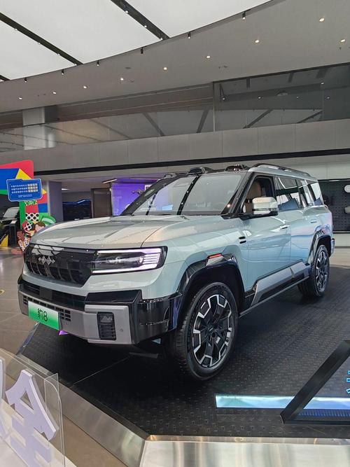 东莞176比亚迪方程豹硬派越野的爆款，英菲尼迪35周年与你共成长